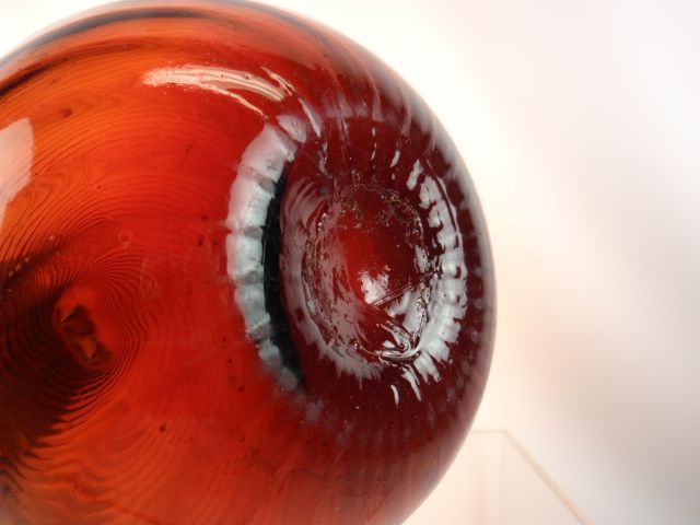 Amber Pattern Molded Gloular Swirl